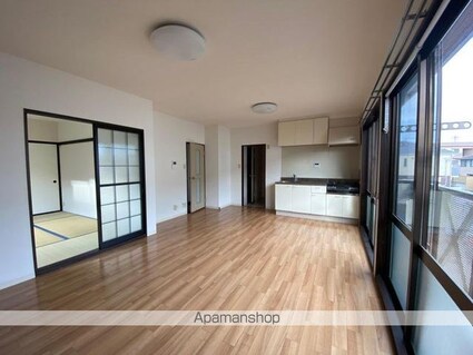 ドムスヒルズ　Ｄ館[2LDK/54.81m2]のリビング・居間