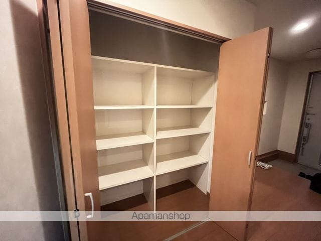 下荒井町E貸家の内装写真