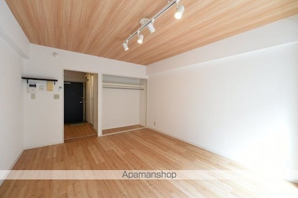 東京都目黒区中目黒１丁目[1K/25.56m2]のリビング・居間2