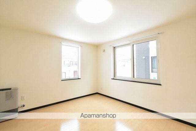 シルキー月寒東Bの内装写真