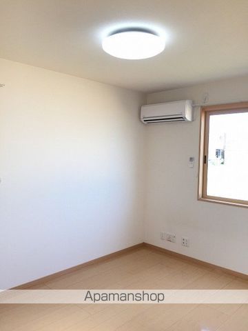 リビングタウン神田 C棟の内装写真