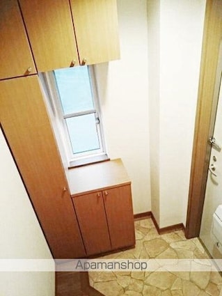 ハピアＡ棟[2K/48.62m2]の玄関