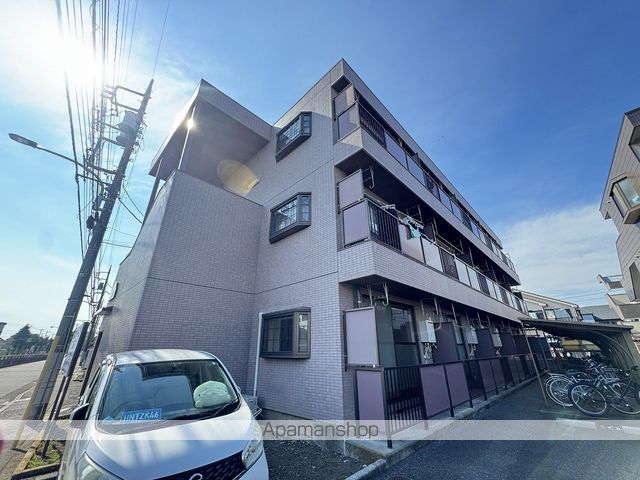 マロンイーストの外観写真