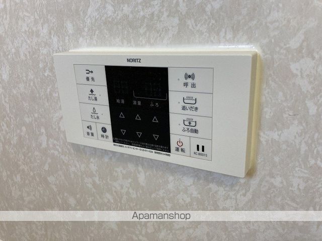フローラルパークコートAの内装写真