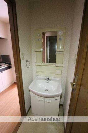 香川県高松市錦町１丁目[1K/27m2]の洗面所