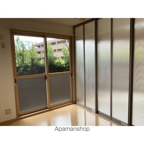 フォレスト小山の内装写真
