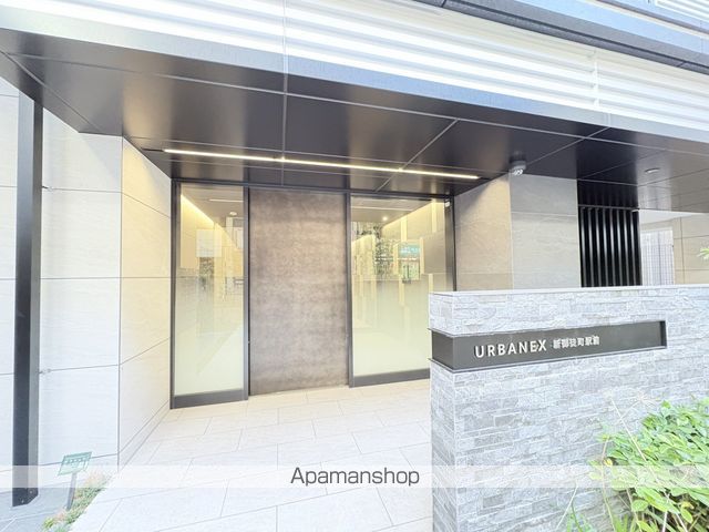 アーバネックス新御徒町駅前の玄関写真