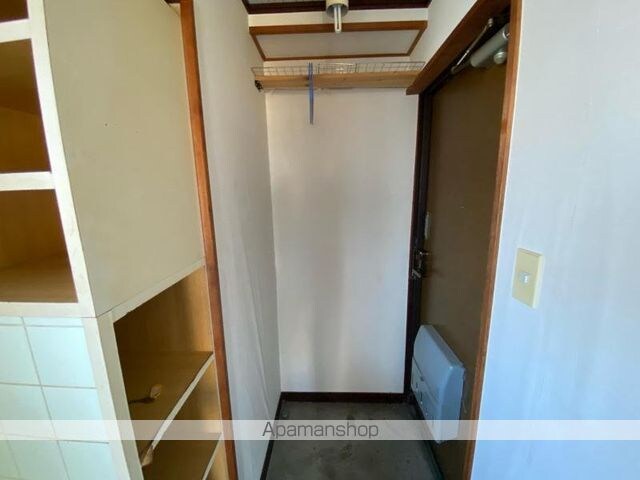 香川県高松市西宝町１丁目[1K/21.21m2]の玄関