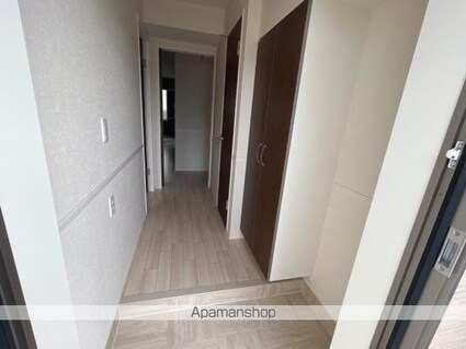 ヒューベリオン（Ｈｙｐｅｒｉｏｎ）[2LDK/50.02m2]の玄関