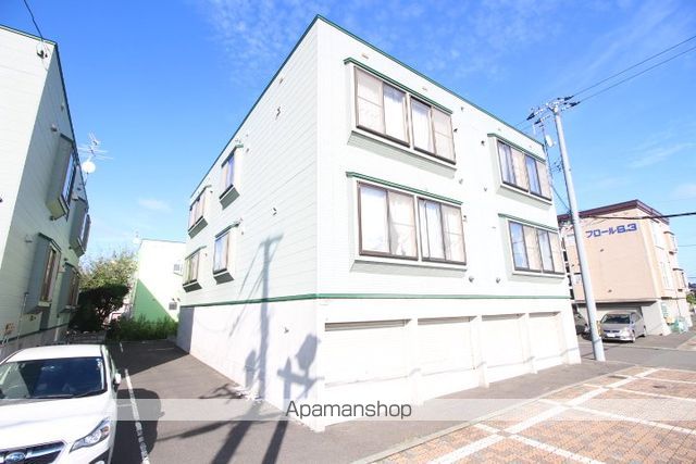 石狩市 2階建 築31年の外観写真