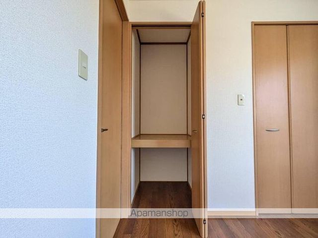 サンオリーブ御崎 Bの内装写真