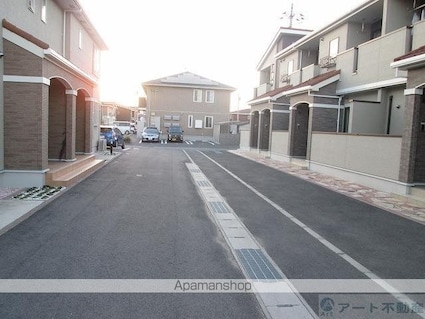 スプレンデール　Ⅰ[1LDK/44.39m2]のエントランス3