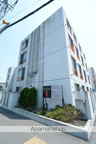 ル・ノール学園前の外観写真