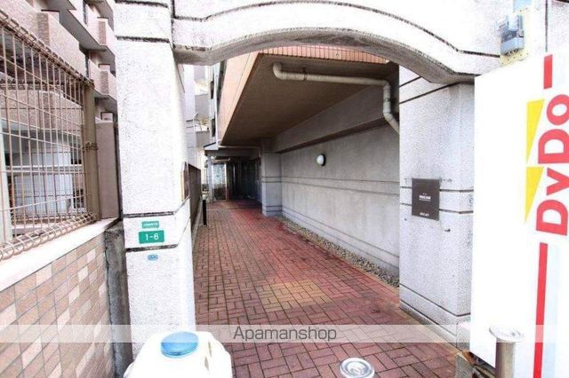 シャルマン六本松の玄関写真
