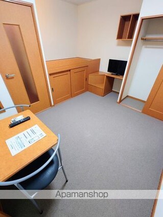 レオパレスＢＲＯＷＮＩＥ[1K/19.87m2]のリビング・居間