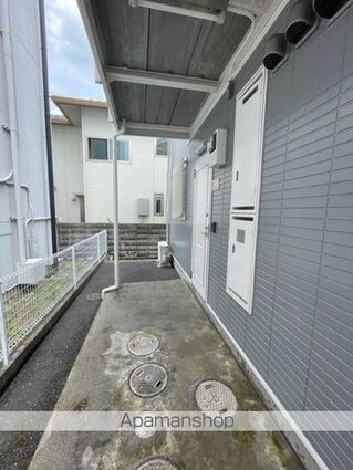 滋賀県近江八幡市鷹飼町[2DK/44.71m2]のエントランス2