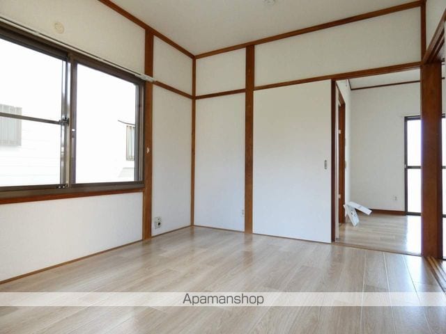 村上様貸家の内装写真
