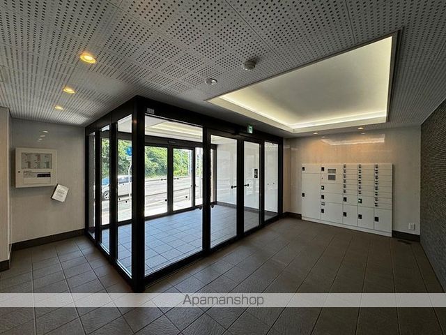 フェリシオン泉の玄関写真