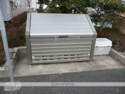 アヴニールＡ[3LDK/65.57m2]の共用部2
