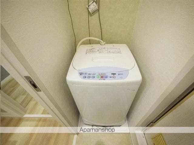 ピースフル東照宮駅前の内装写真