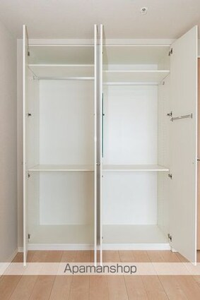 メルクマール京王笹塚レジデンス[1K/28.21m2]の収納