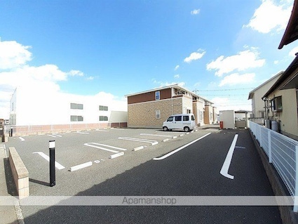 グレイス[2LDK/57.64m2]の駐車場1