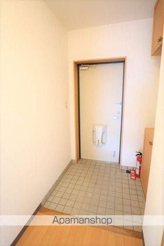 あいの風とやま鉄道 新富山口駅 徒歩2分 3階建 築25年の内装写真