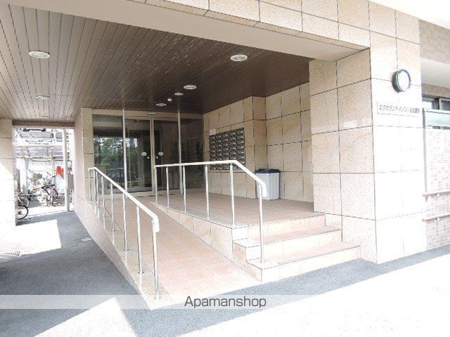 エクセラントメゾンIIの玄関写真