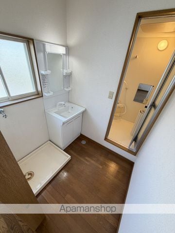 セノーテの内装写真