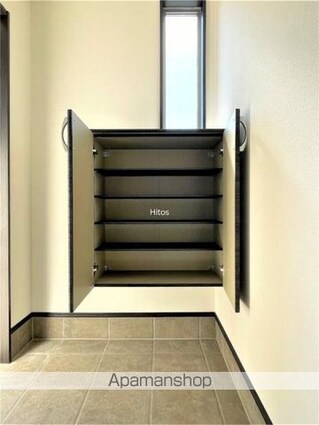 Ｓｕｎｎｙ　Ｃｏｕｒｔ[2LDK/56.51m2]の玄関