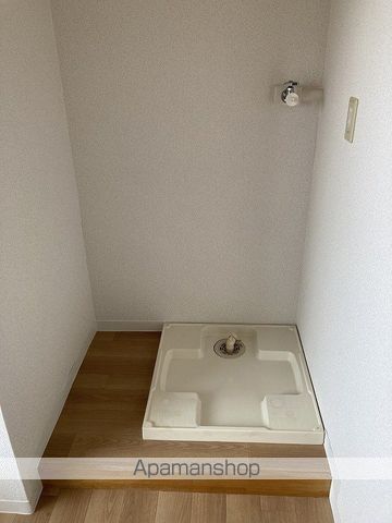 メゾンカフカスの内装写真