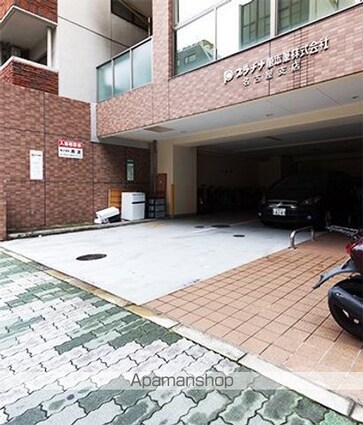 愛知県名古屋市中区栄５丁目[1K/28.71m2]の外観4