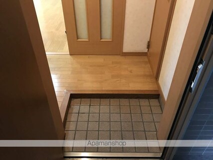 クレアフジモト[2DK/52m2]の玄関