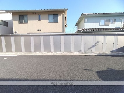 オリンピアパーク[2DK/46.75m2]の駐車場