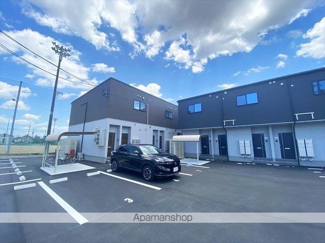 アイタウン庭瀬A棟の外観写真