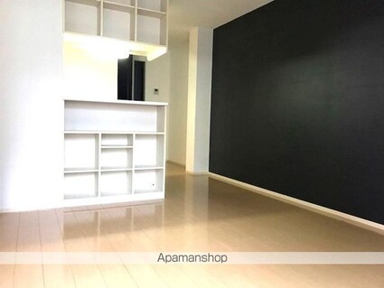 Ｃｈｅｒｒｙ　Ｃｏｕｒｔ[1LDK/43.74m2]のリビング・居間