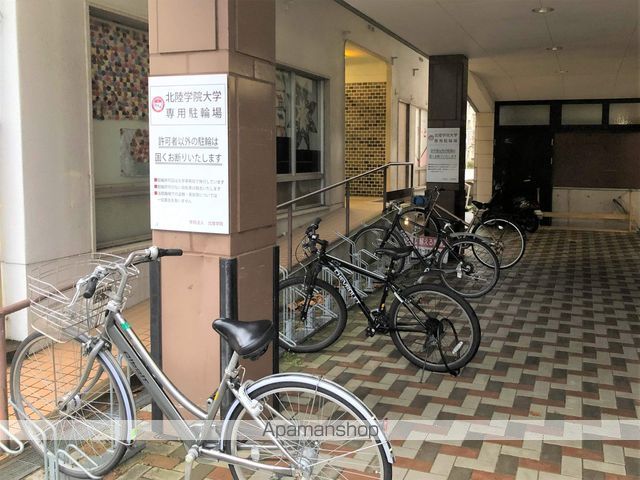 リブロイヤル石引IIの周辺写真