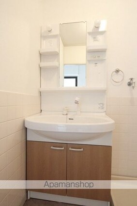 メゾン梓[3LDK/73.86m2]の洗面所