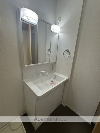 イースト　ワン　ピース[1LDK/41.53m2]の洗面所