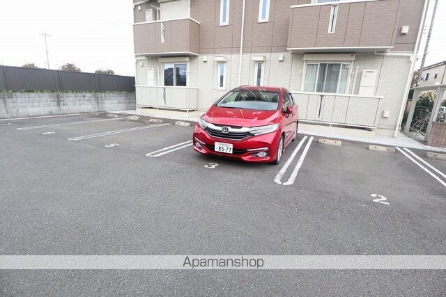 東京都立川市柏町４丁目[1LDK/40.9m2]の駐車場1