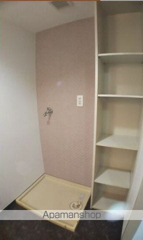 ROBERIANIBANKANの内装写真