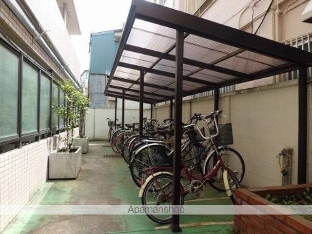 メゾン・ド・マニエール[1R/15.2m2]の共用部2