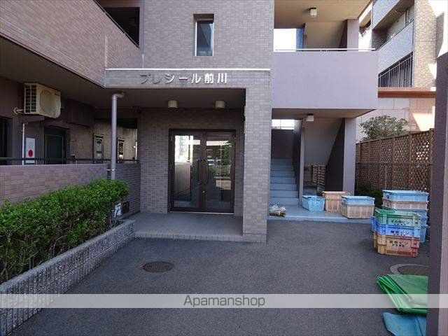 プレジール前川の玄関写真