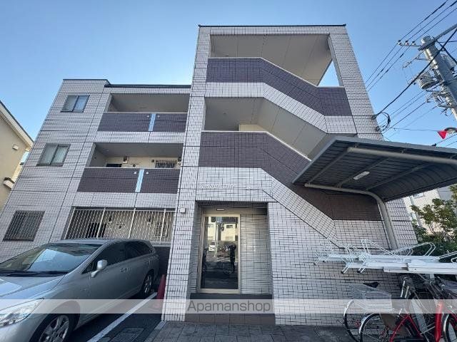 アムール ワンの外観写真