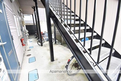 リトルシャトー上杉[1K/24.57m2]の共用部3