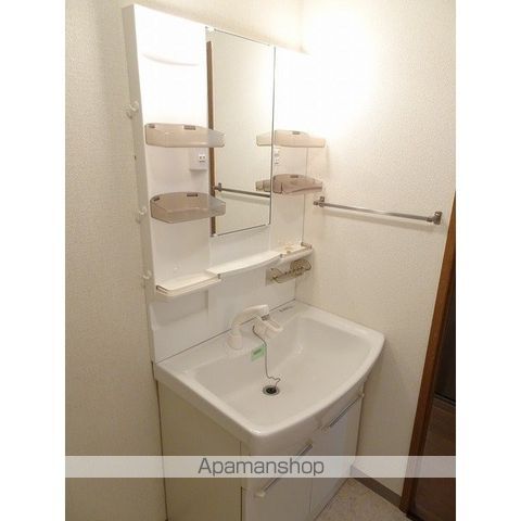 フェイマスKITAMI 2番館の内装写真