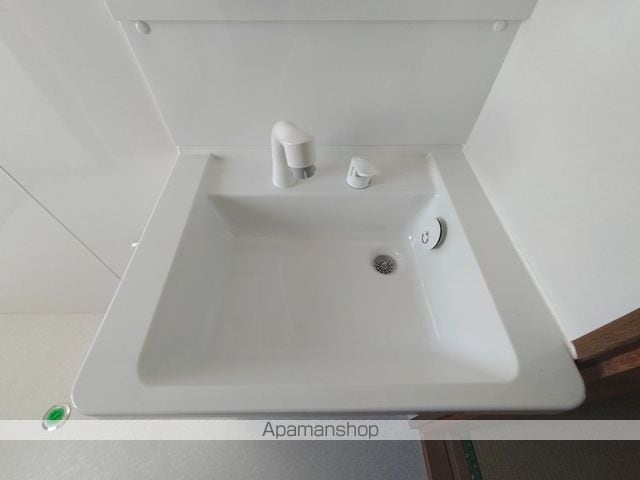 常見貸家の内装写真