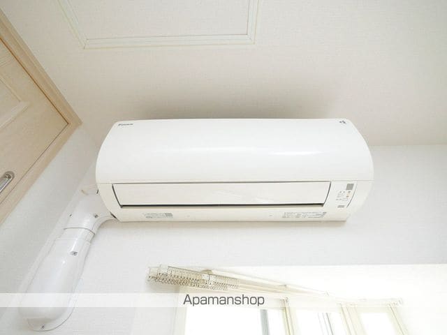 CANVASSすすきのの内装写真