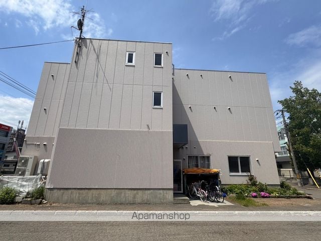 岩泉ビルの外観写真