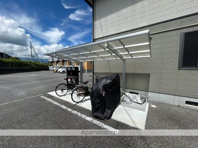 リビエレット・オジェのその他写真